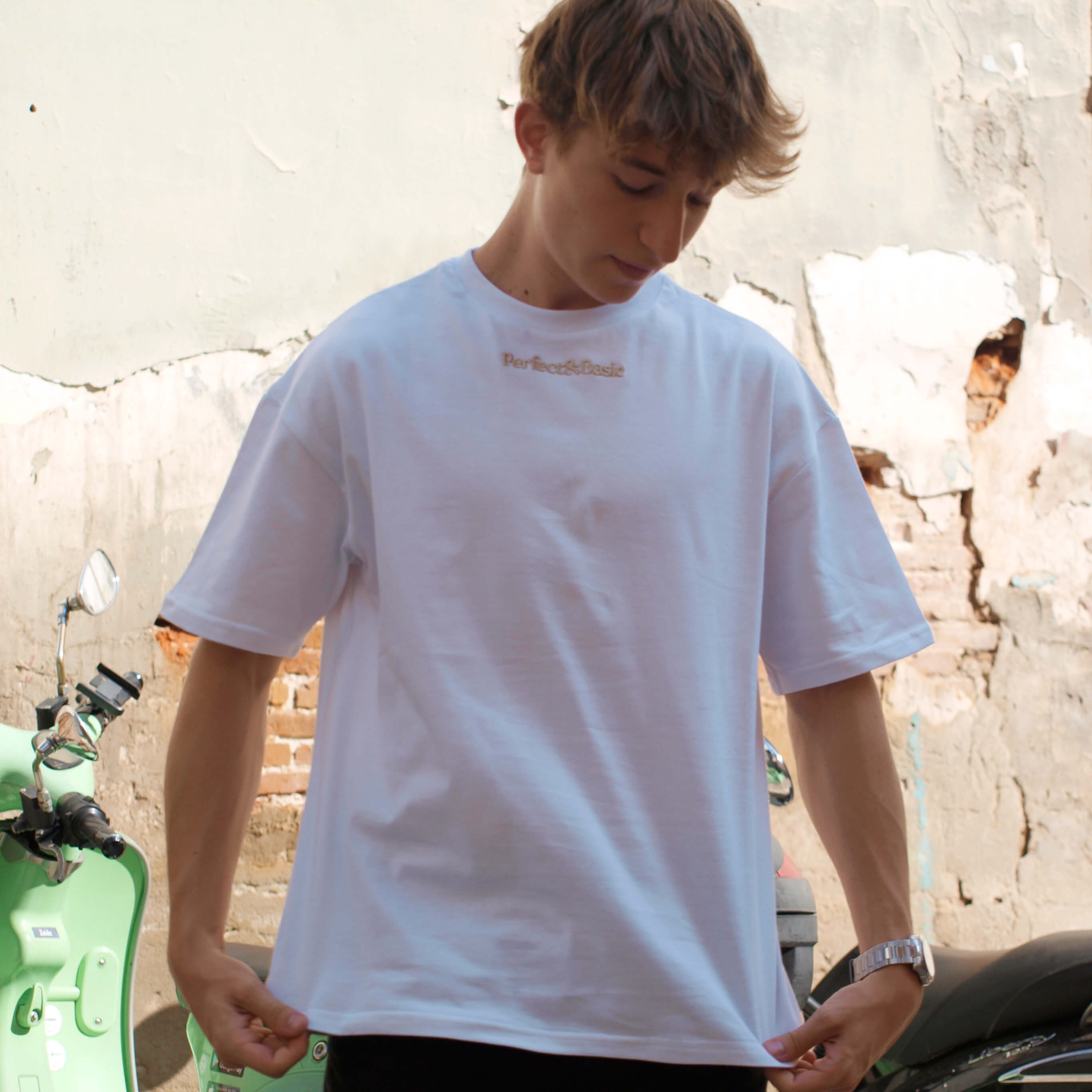 Camiseta Blanca Oversize Unisex – Algodón Orgánico