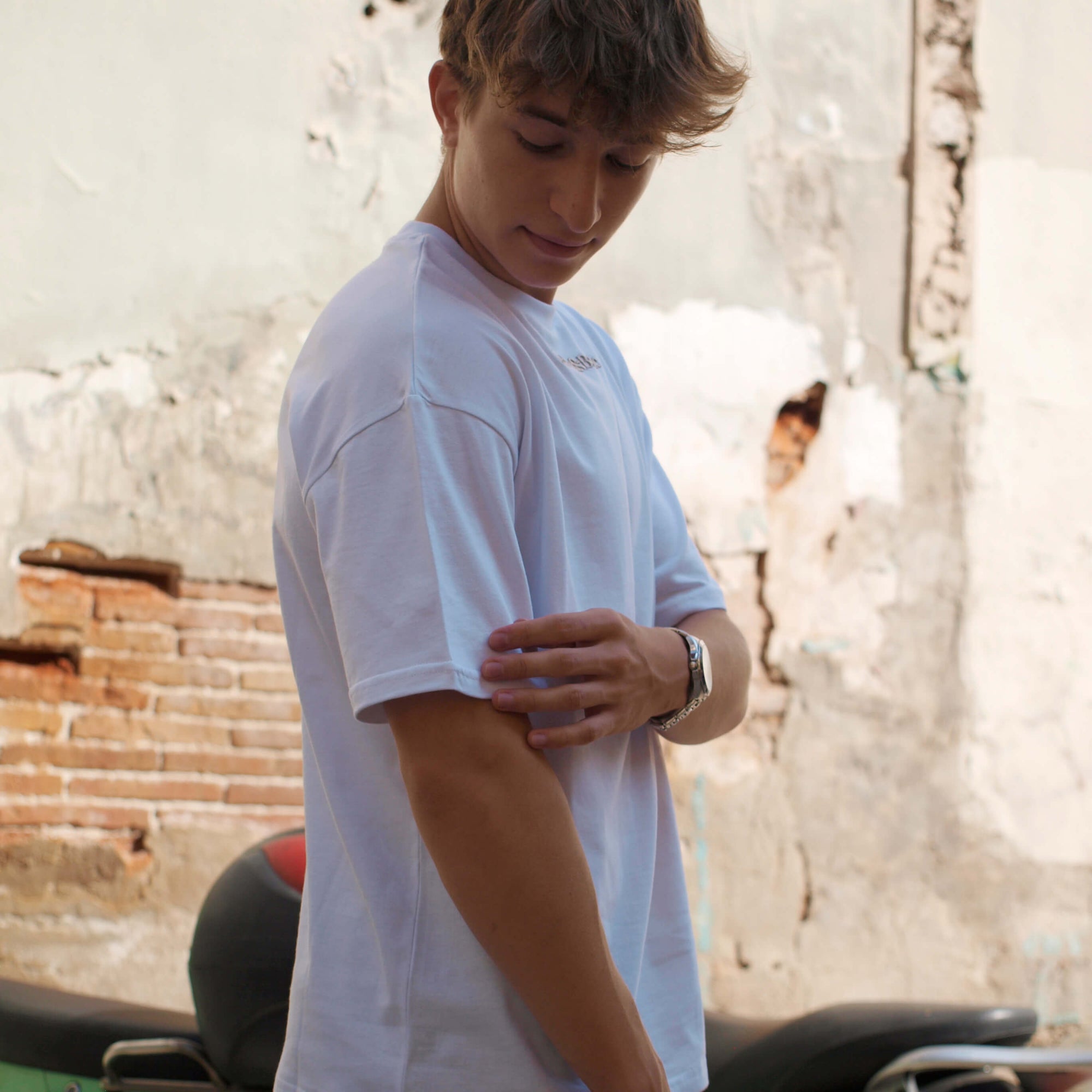 Camiseta Blanca Oversize Unisex – Algodón Orgánico
