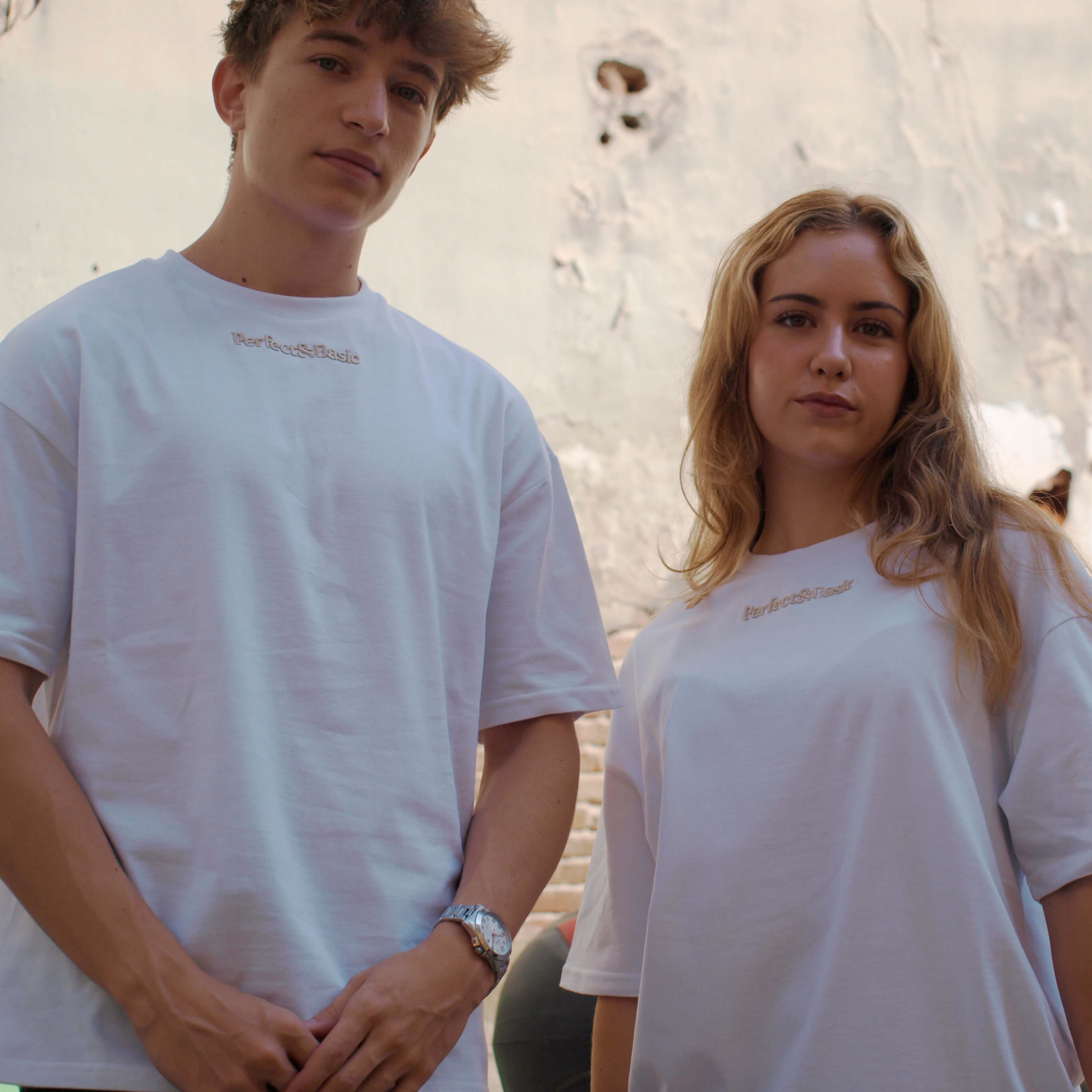 Camiseta Blanca Oversize Unisex – Algodón Orgánico